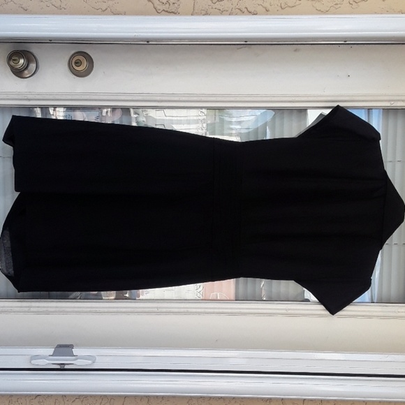 Cloths - Picture 2 of 2